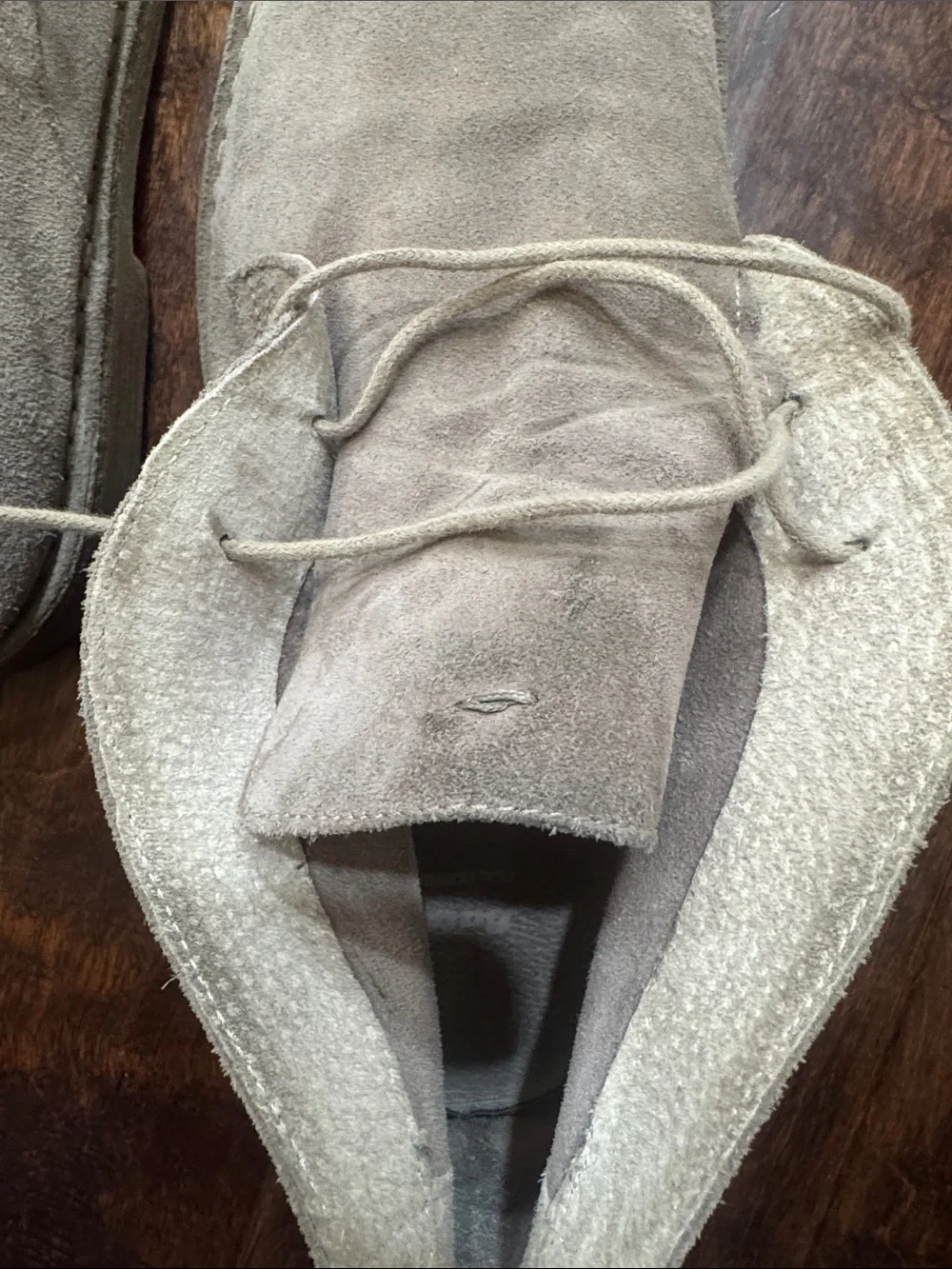 Men's Taupe Suede Chukka Boots - Classic Lace-Up